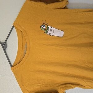 Dikotomy | Yellow Short Sleeve Tee Size Small